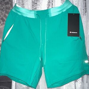 lululemon  (Licence to Train Short 7” LL for Men